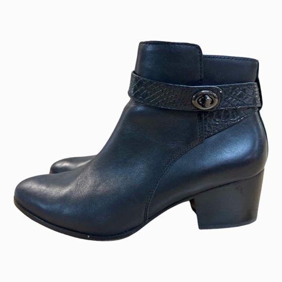 COACH PATRICIA TURNLOCK BLACK BOOTIE SIZE 9 - Picture 2 of 4